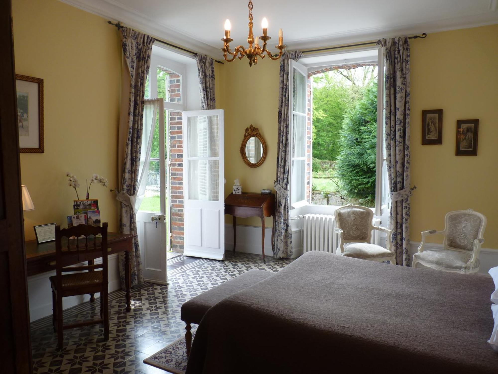 Le Clos Saint Nicolas Château-Renard Habitación foto